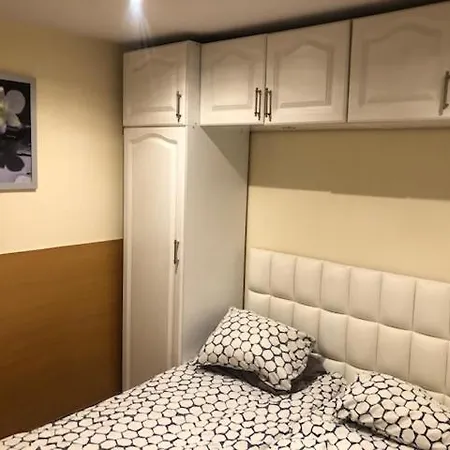 拉封丹b＆b酒店 公寓式酒店 克拉科夫