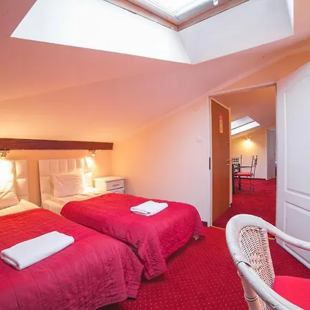 La Fontaine Lägenhetshotell 3*