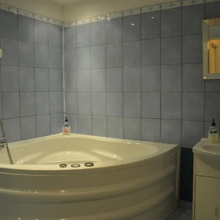 La Fontaine Lägenhetshotell Kraków