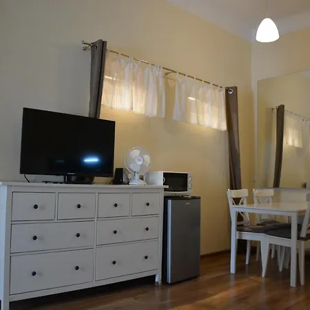 La Fontaine Lägenhetshotell 3*