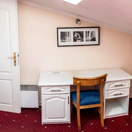 La Fontaine Lägenhetshotell Kraków