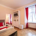 La Fontaine 3*