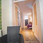 La Fontaine 3*