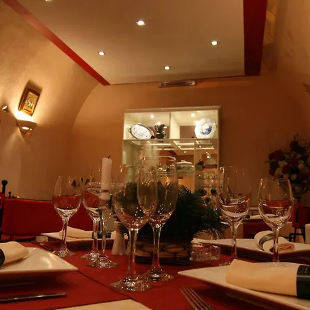 La Fontaine アパートホテル クラクフ