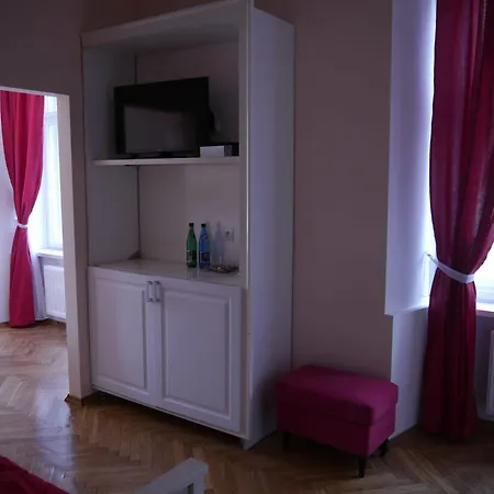 La Fontaine Aparthotel 3*