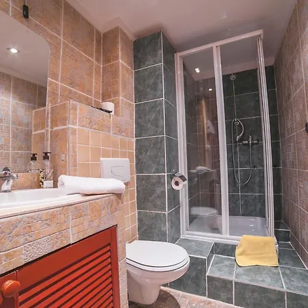 La Fontaine 3* Krakkó